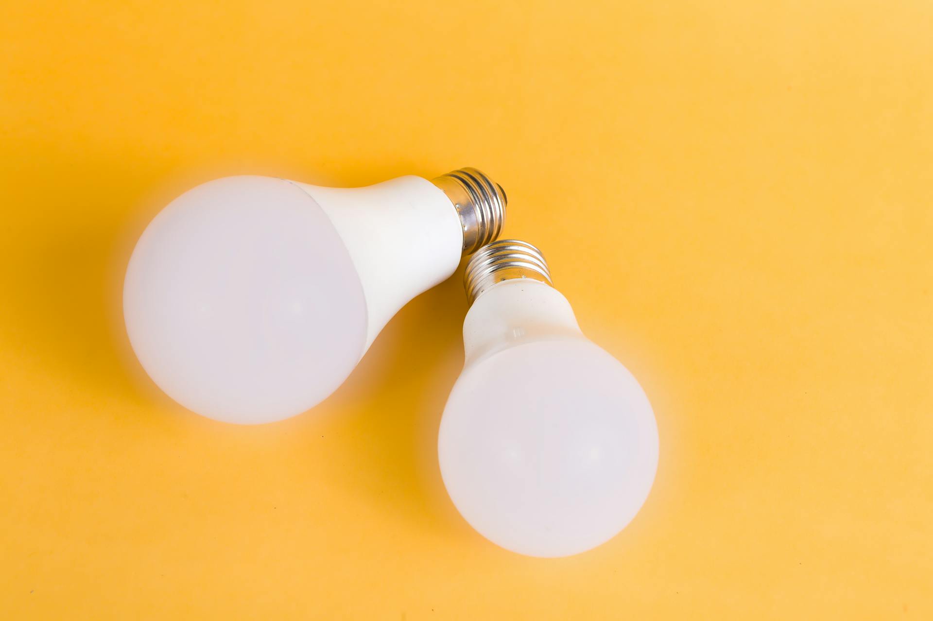 Ahorro factura luz en Madrid 2026: guía completa para particulares